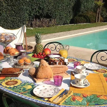 Relais Di Alice- Adults Only Bed & Breakfast *