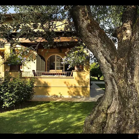 Relais Di Alice- Adults Only Bed & Breakfast Forte dei Marmi